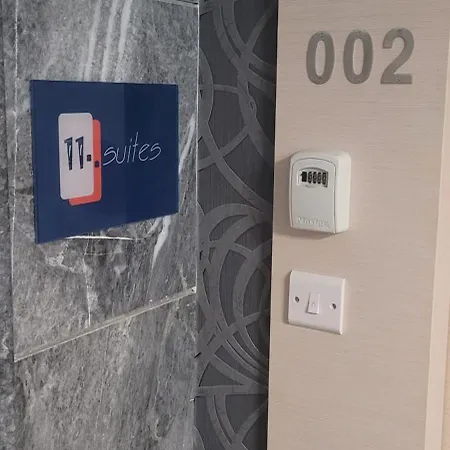 דירה 11 - Urban Oasis *